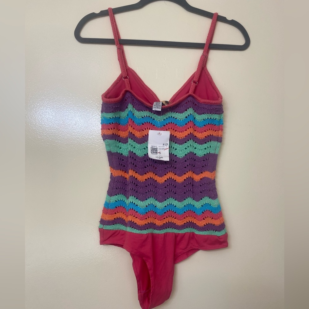 Crochet Sleeveless Bodysuit - Picture 3 of 4